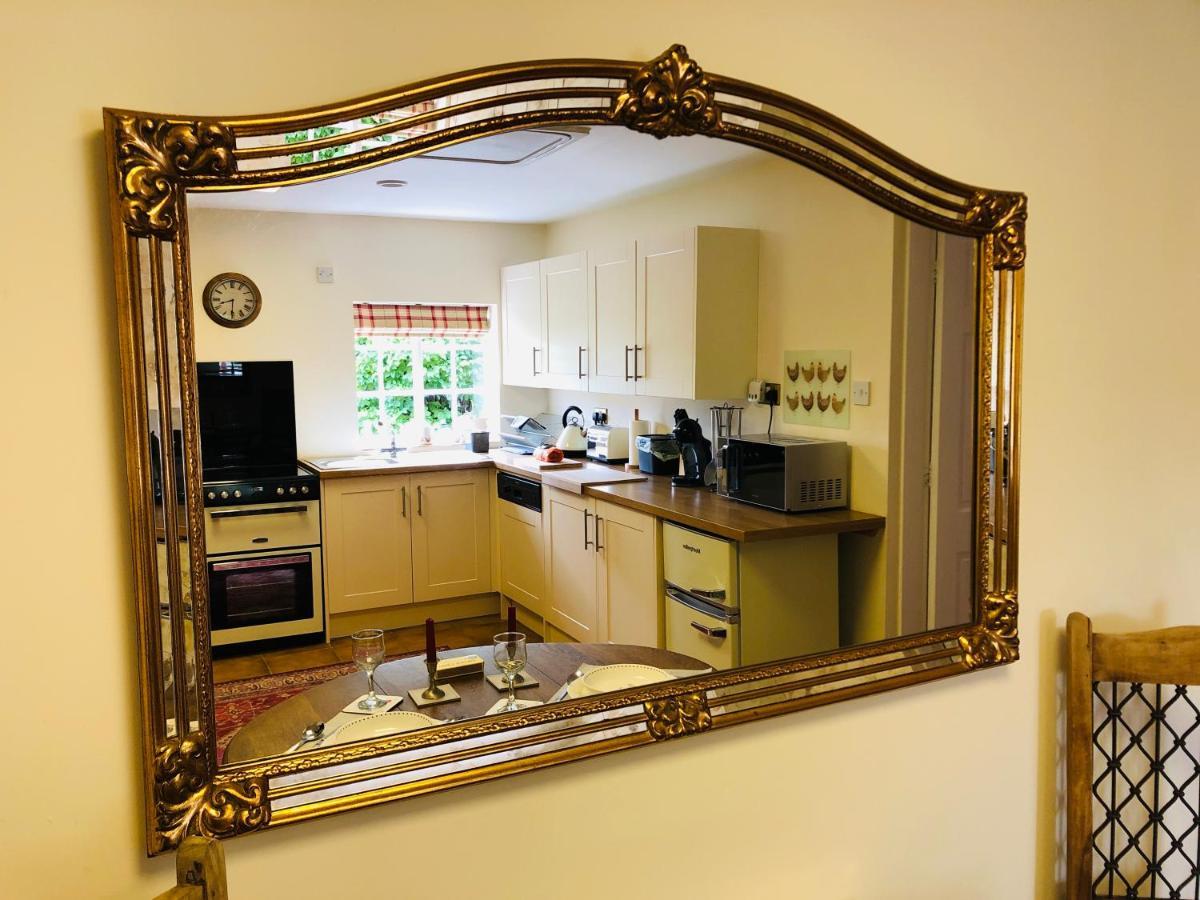Charming Hen Cottage Countryside Retreat Lincoln Newball Buitenkant foto